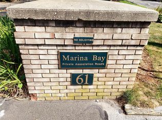 61 Seaview Ave APT 53, Stamford, CT 06902