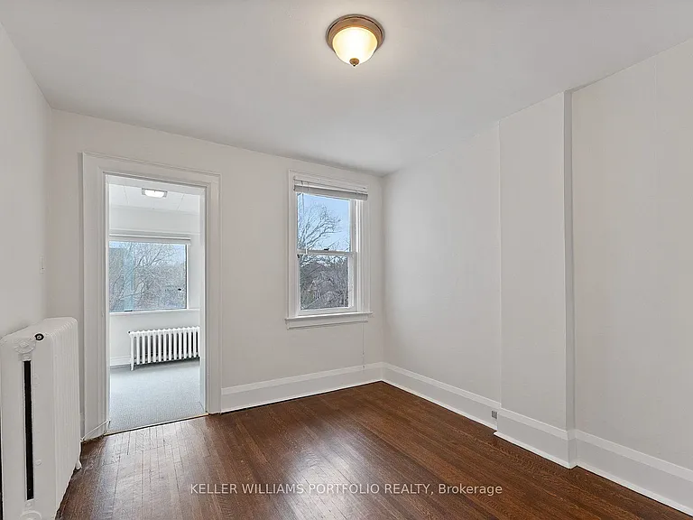 145 Glengrove Ave W — Photo 30