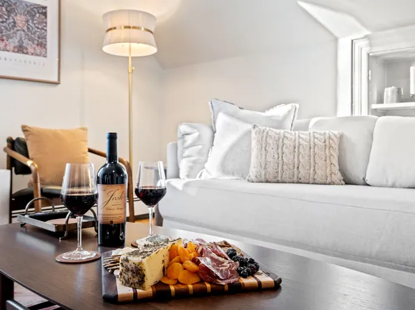 29 Pleasant Ave, Portland, ME