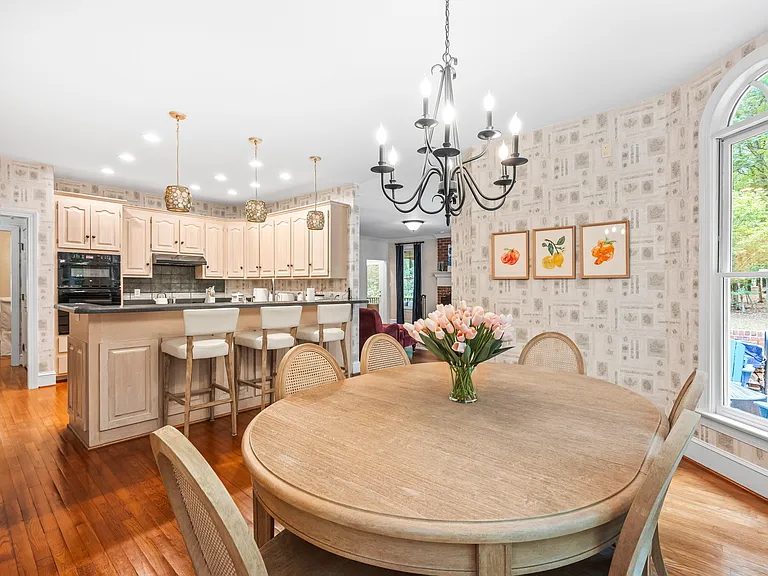 5808 Laurel Rock Ln — Photo 24