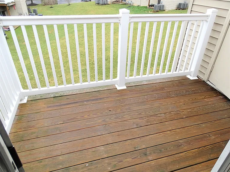 128 Hilldale Dr #Q — Photo 13