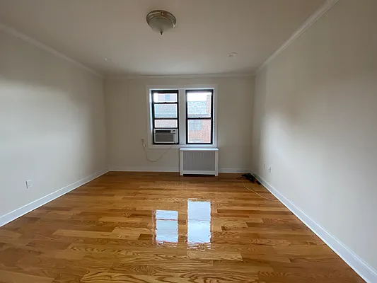 Rented by Queens Apartments Realty LLC | media 33