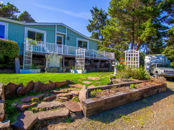 88544 4th Ave, Florence, OR 97439