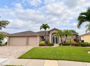 3287 Potomac Ct, Naples, FL 34120