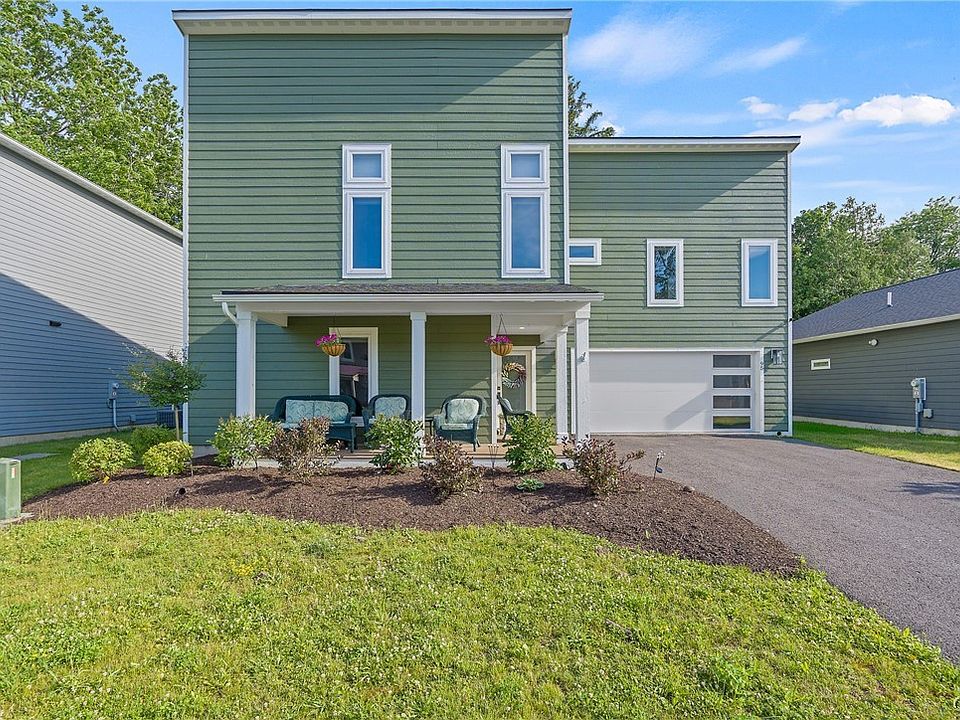 1st image of 95 Xavier Cir