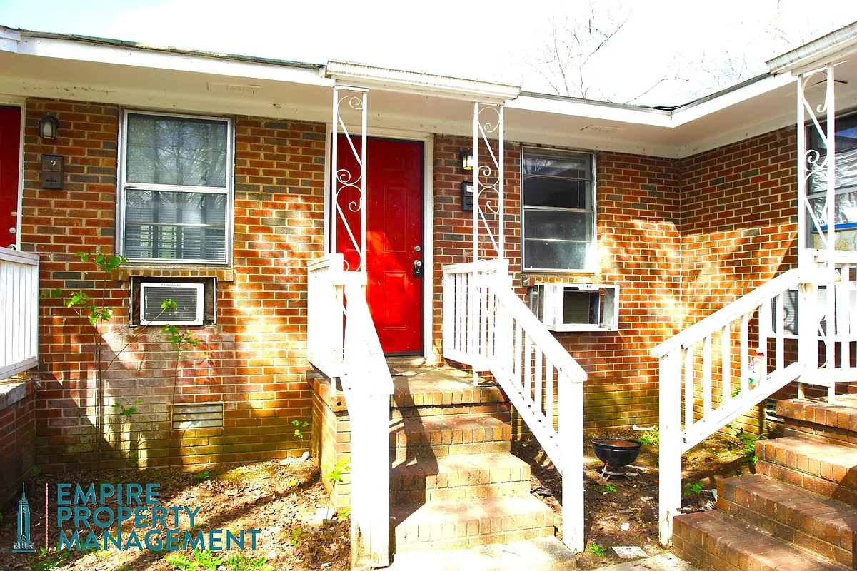 Building Photo - 4100 Broyles Ave SW