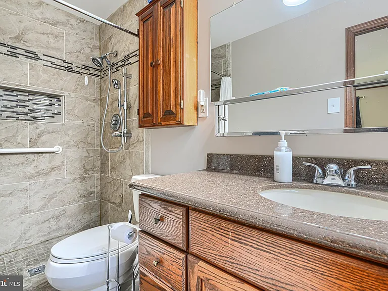 280 Mackintosh Dr — Photo 28