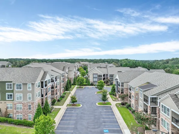 Addison Ridge Apartments