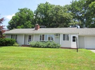 14 Douglas Rd, North Andover, MA 01845