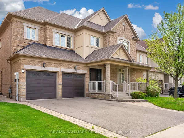 99 Royal West Dr, Brampton, ON L6X 0V8