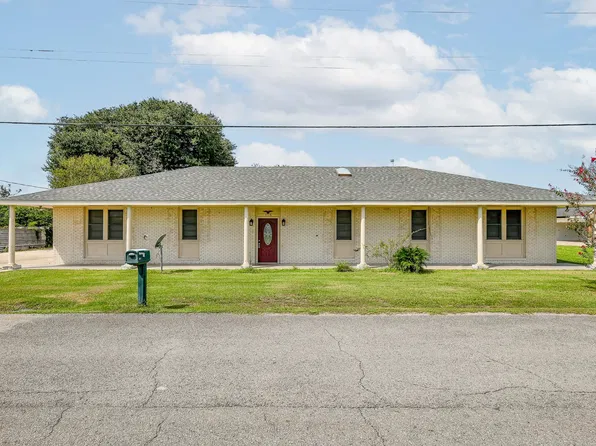 110 W 26th St, Larose, LA 70373