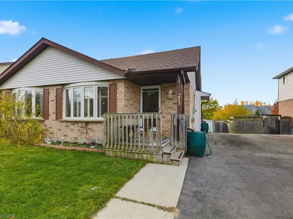 253 Benesfort Cres, Kitchener, ON N2N 3B5