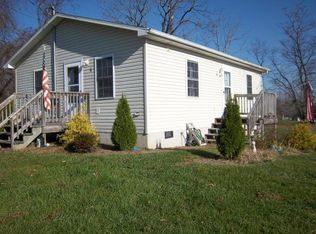 6 Cherry Ln, Ivanhoe, VA 24350