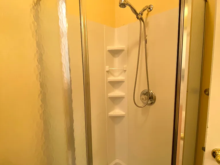 524 Georgia St #204 — Photo 29