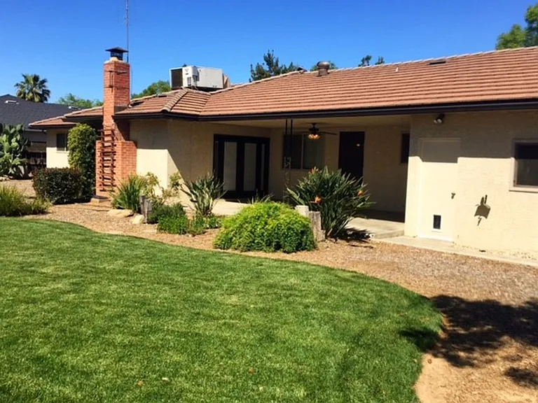 1657 W Ellery Way — Photo 18