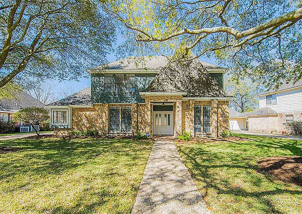 1st image of 4115 Rosebank Dr