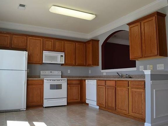 5th image of 9318 Greenheather Dr