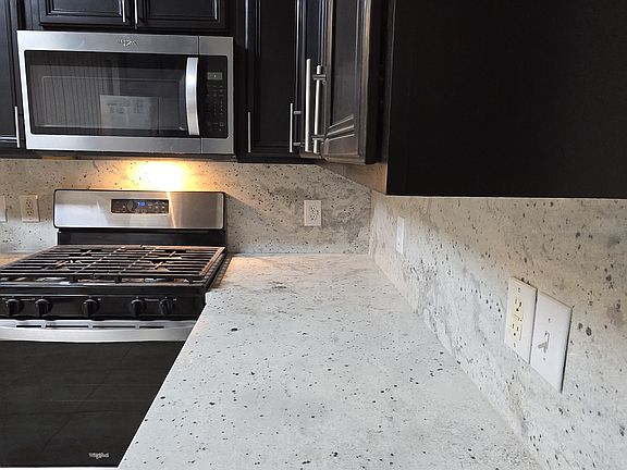 New quartz countertop