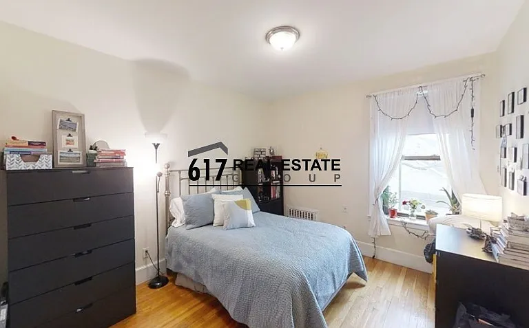 39 Saint Paul St #2 — Photo 9