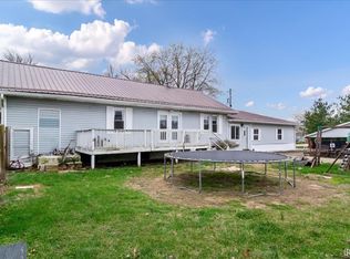 907 E Locust St, Fort Branch, IN 47648