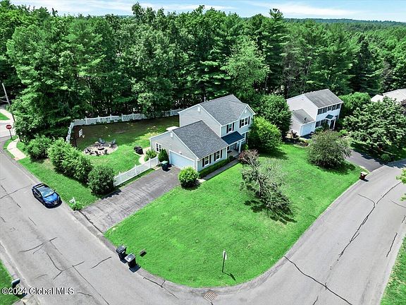 2nd image of 2 Travers Lane