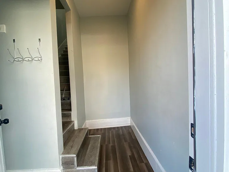 1301 S Reisner St #1 — Photo 11