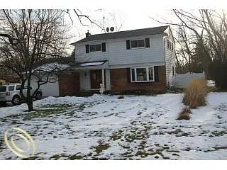 10179 Cedar Island Rd photo 1