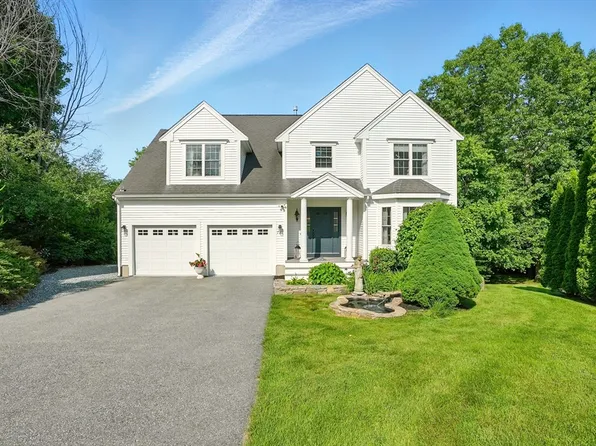 74 Fenwick St, Framingham, MA 01701