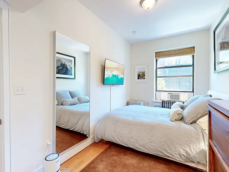 152 W 76th St #4A — Photo 11