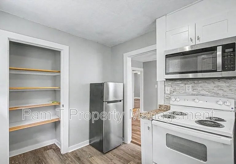 1120 Darwin St — Photo 10
