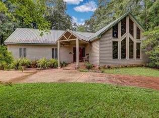 135 Chalk Dr, Mendenhall, MS 39114