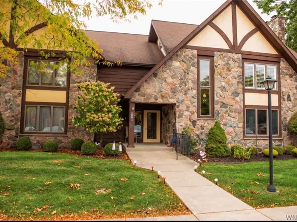 5291 Chestnut Ridge Rd APT C, Orchard Park, NY 14127