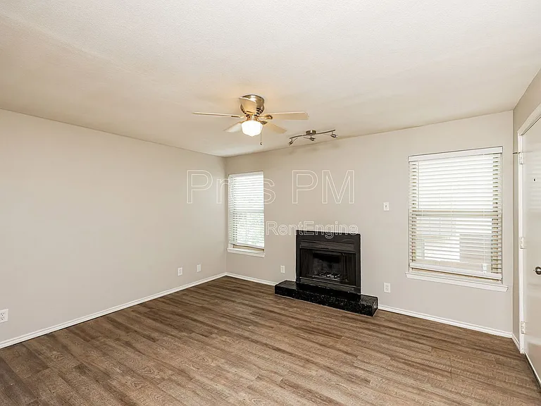 Monarch Place — Photo 6