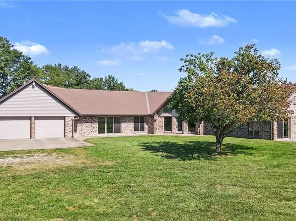 2946 SW 204th St, Trimble, MO 64492