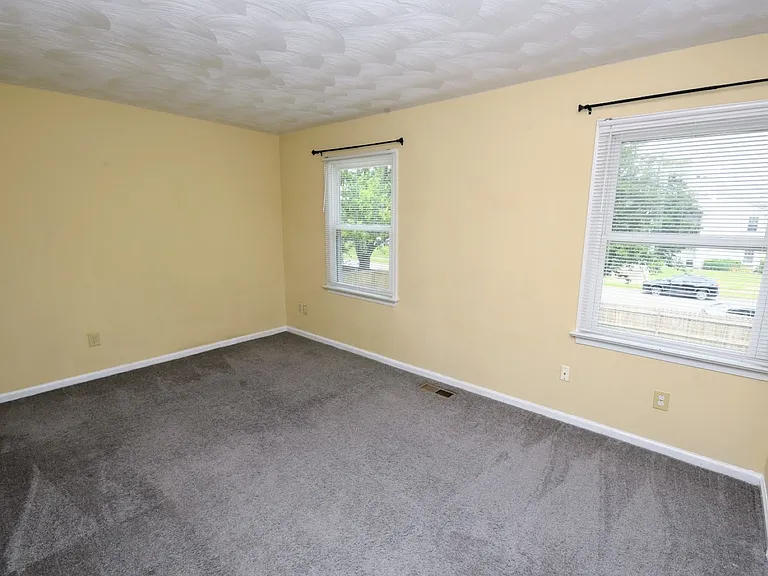 5216 Johnstown Ln — Photo 20
