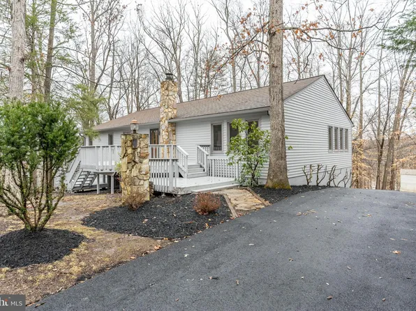 10827 Split Rail Dr, Manassas, VA 20112