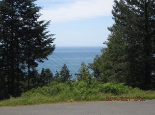 71 Antler Ct, Whitethorn, CA 95589