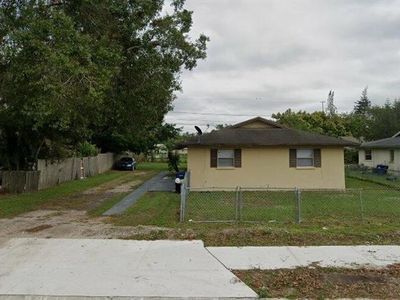 3807 & 3809 7th St E, Bradenton, FL, 34208