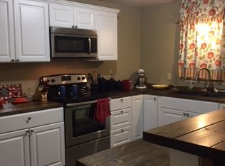 307 N 2nd St, Sheldon, MO 64784