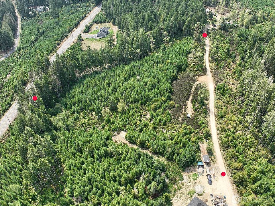 2nd image of 200 Roos Court