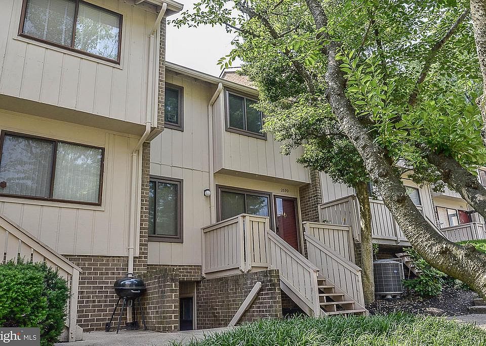 1st image of 2692 Glengyle Dr #23