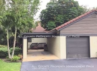 4339 Trails Dr, Sarasota, FL 34232
