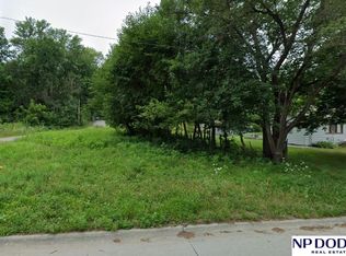 4502 N 17th St, Omaha, NE 68110