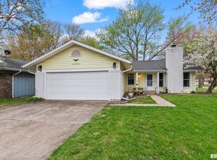 241 N Durkin Dr, Springfield, IL 62702