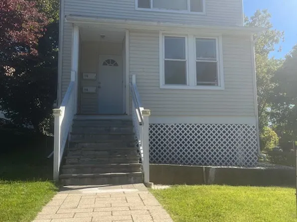 156 Hill St #1, Shelton, CT 06484