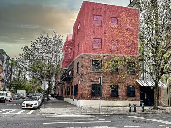 364 Manhattan Avenue image 13 of 13