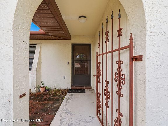 3rd image of 9086 Dorsey St