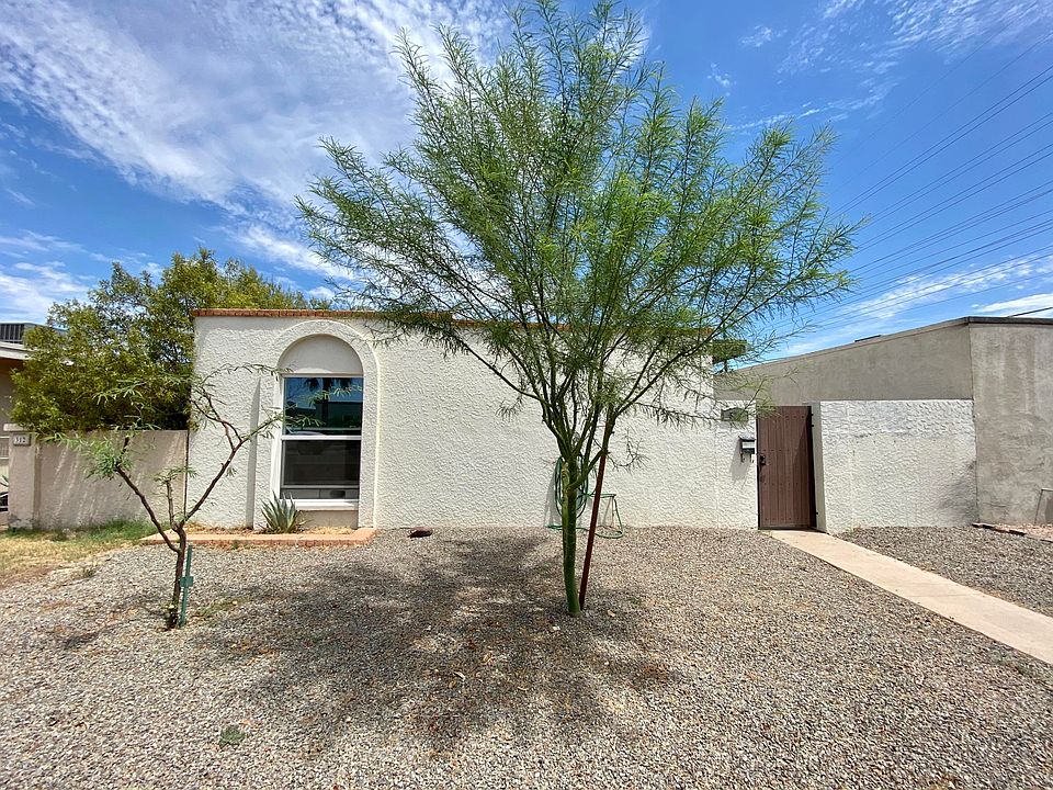 1st image of 308 W Pebble Beach Dr