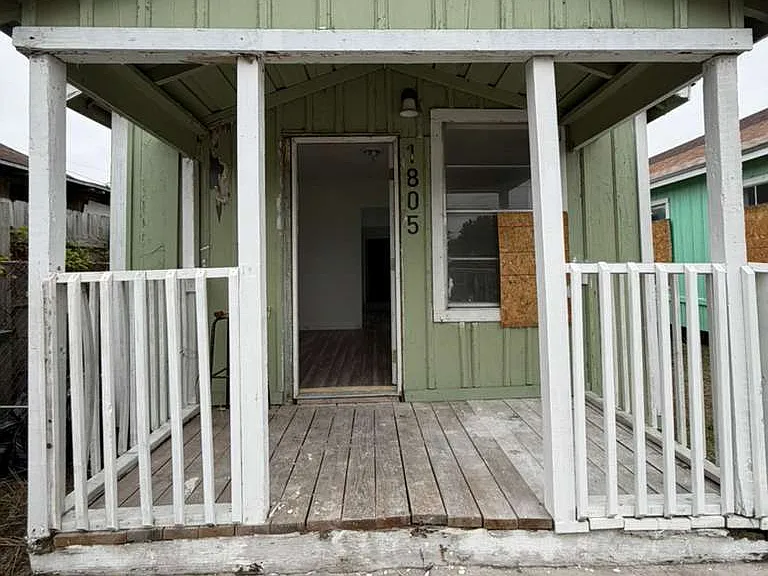 1805 Comanche St #A — Photo 5