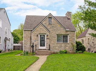 908 Vernon Rd, Columbus, OH 43209